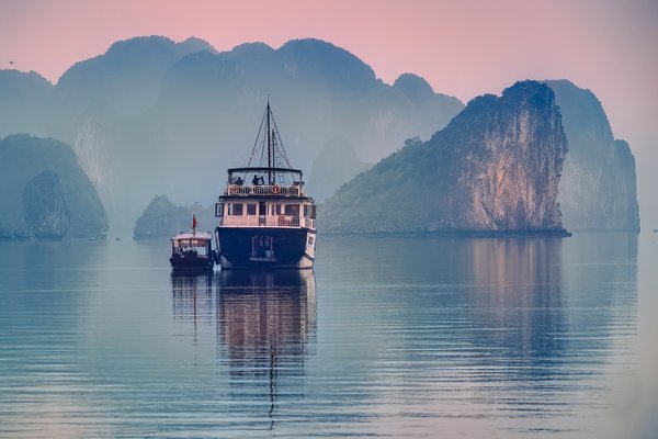 Image of Ha Long Bay in Vietnam