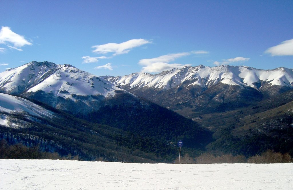 Villa la angostura hoy pista con vista panoramica | Villa La Angostura in Argentina