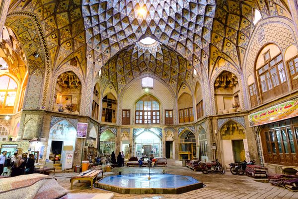 Puits de lumière du Timche-ye Amin od-Dowleh, au bazar de Kashan. | Kashan in Iran