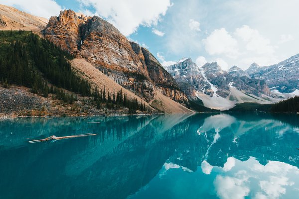 Photo of Moraine Lake in Canada